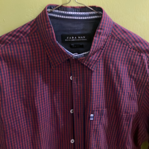 Zara Man checkered button down in red and navy. White buttons. Mens small. - Picture 4 of 4